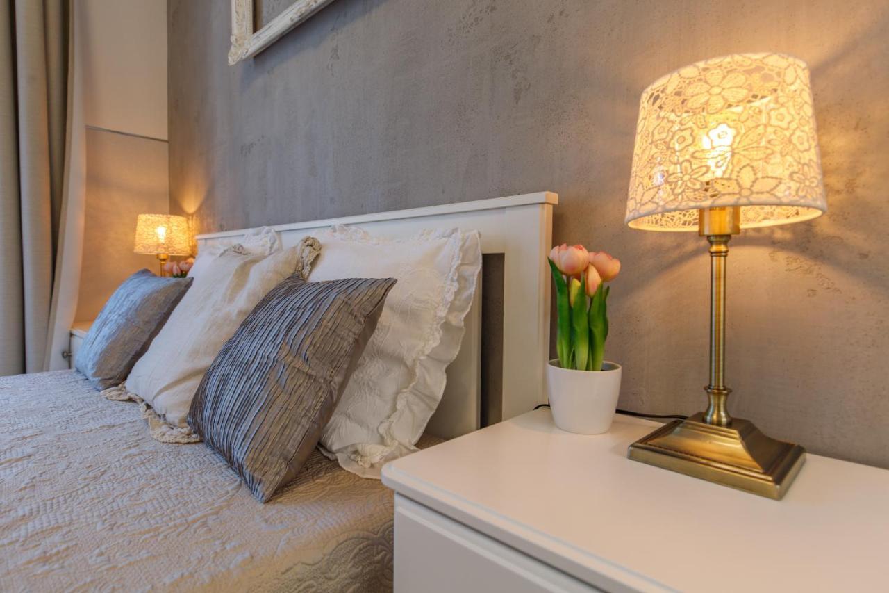 K40 Romantic Deluxe Studio In The City Center Budapest Eksteriør bilde
